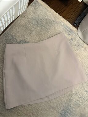 Abercrombie & Fitch Women’s Light Taupe Mini Skirt